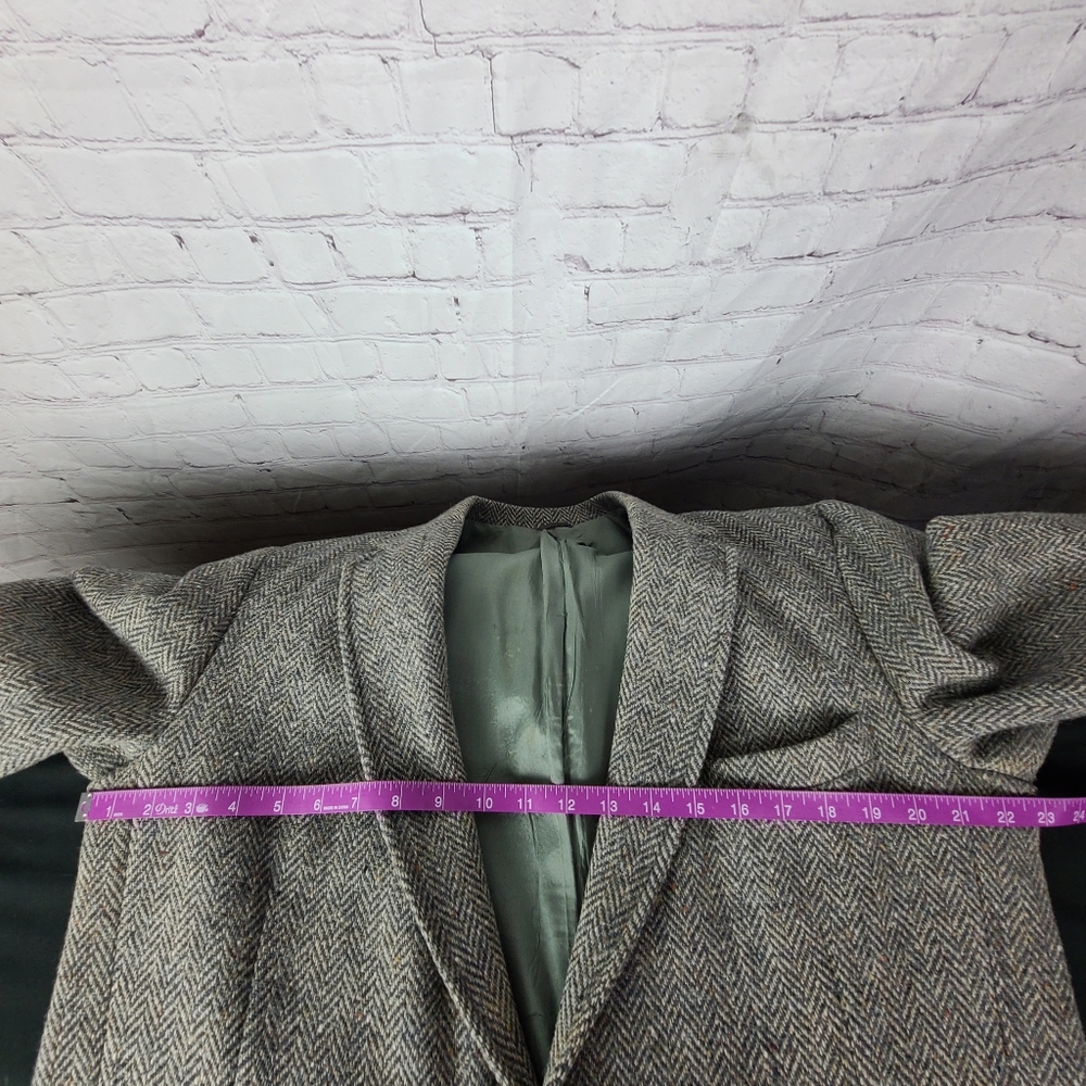 Levi's Tailored Classic's Blazer/ Coat Grays and Brown's. 44R - Picture 9 of 15